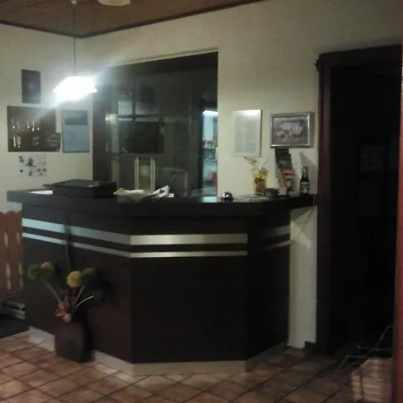 Zur Limbacher Muhle 2*