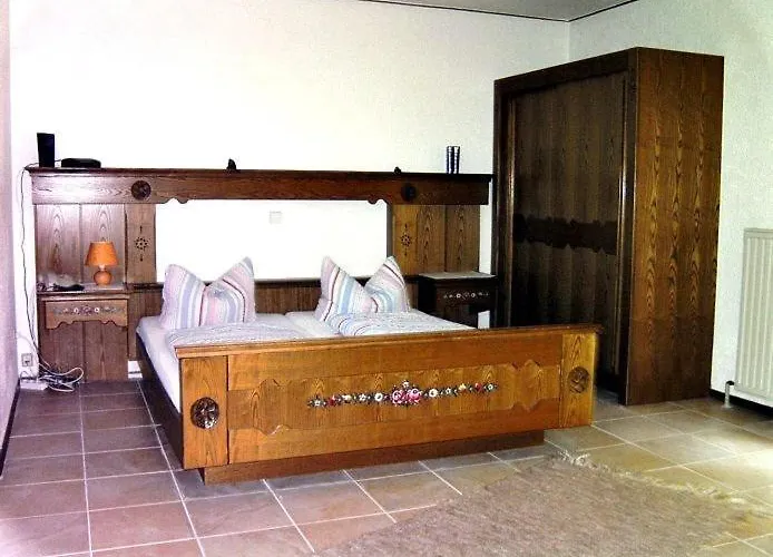 בית הארחה Zur Limbacher Muhle לימבך