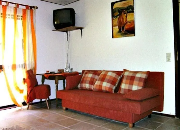 Zur Limbacher Muhle בית הארחה