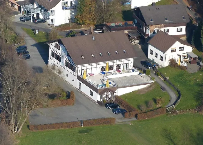 Zur Limbacher Muhle בית הארחה לימבך